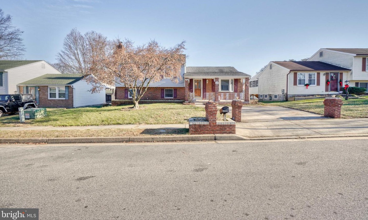 19 Woodmans Ct, Baltimore, MD 21221-3255
