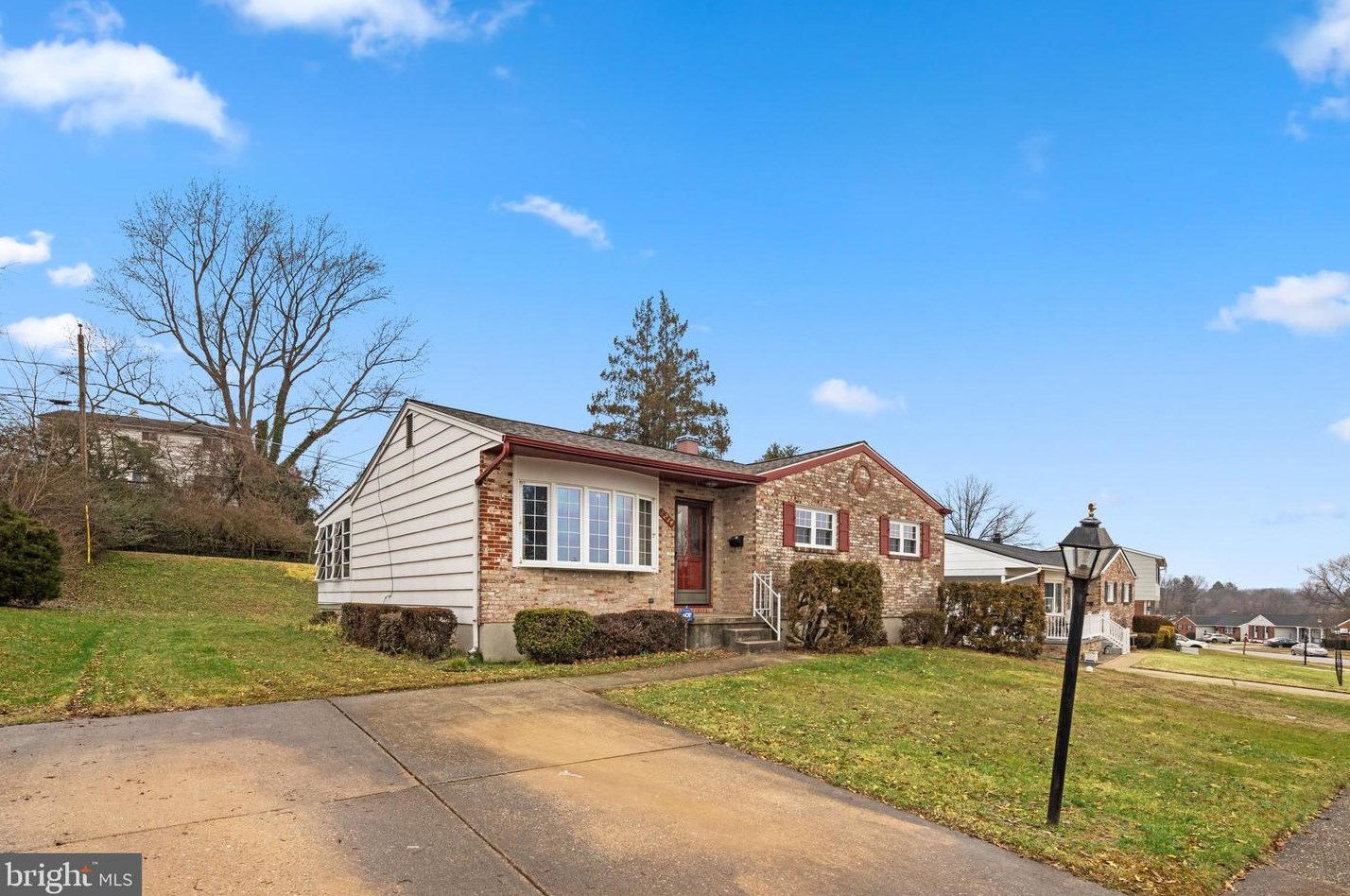 8214 Sagramore Rd, Baltimore, MD 21237-1629