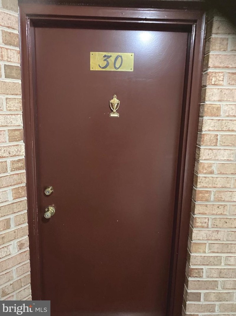 30 Whips Ln, Baltimore, MD