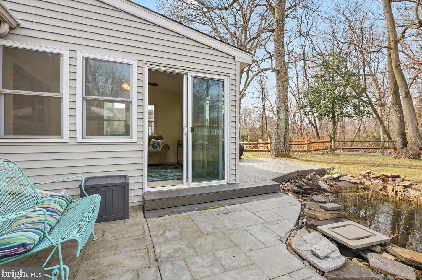 104 Holly Cir, Baltimore MD  21221-1909 exterior