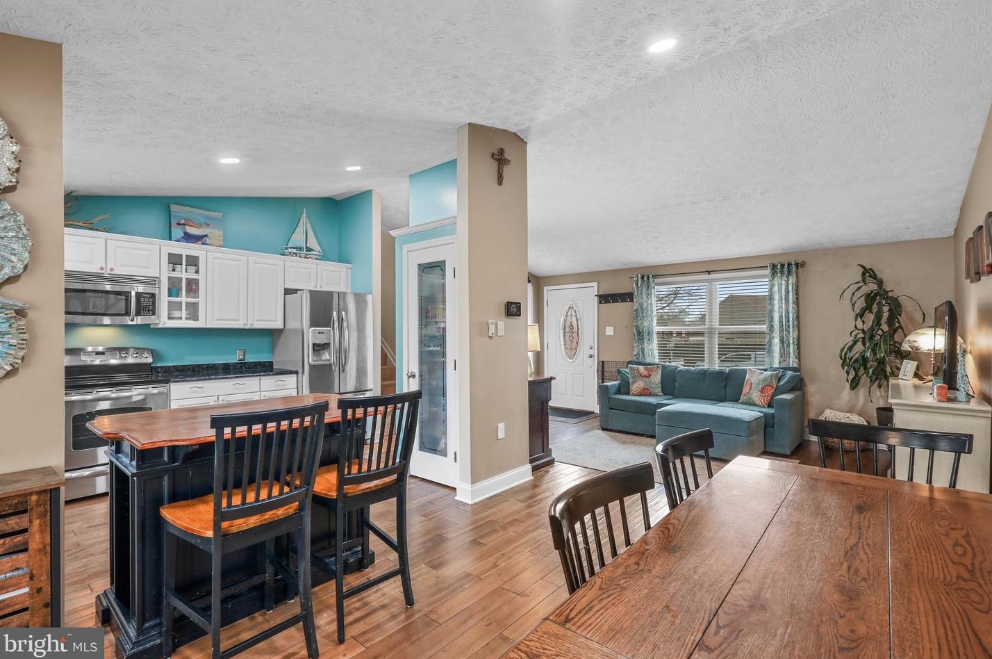 104 Holly Cir, Baltimore MD  21221-1909 exterior