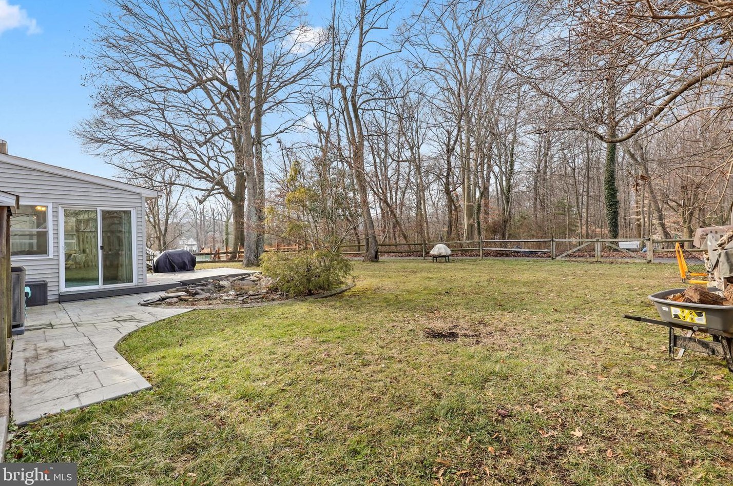 104 Holly Cir, Baltimore MD  21221-1909 exterior