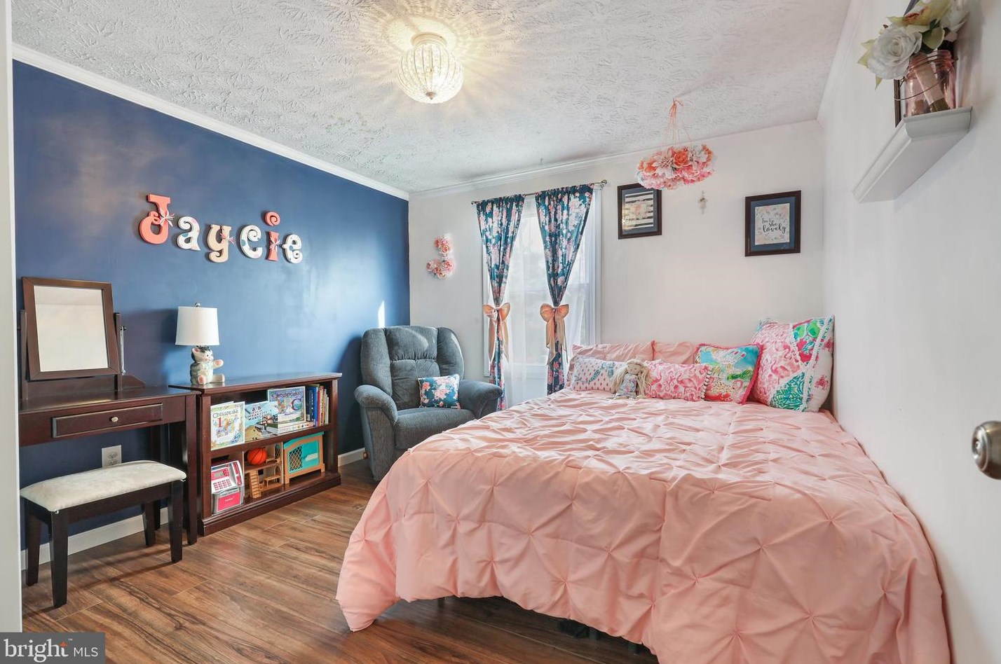 104 Holly Cir, Baltimore MD  21221-1909 exterior