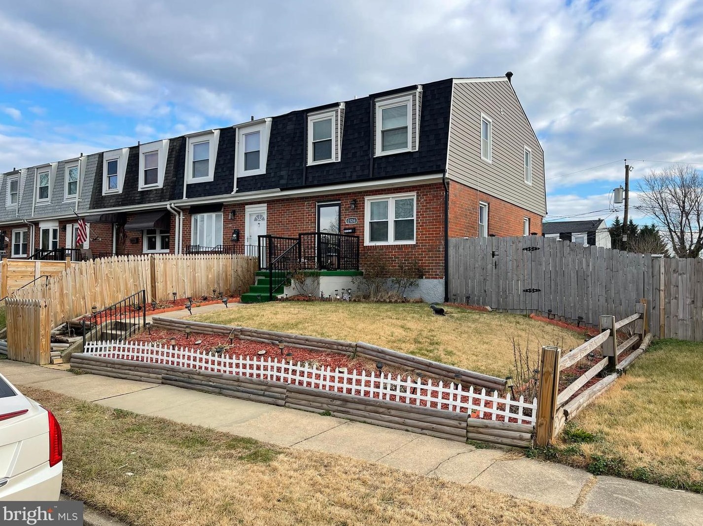 2126 Sunnythorn Rd, Baltimore, MD 21220-4923