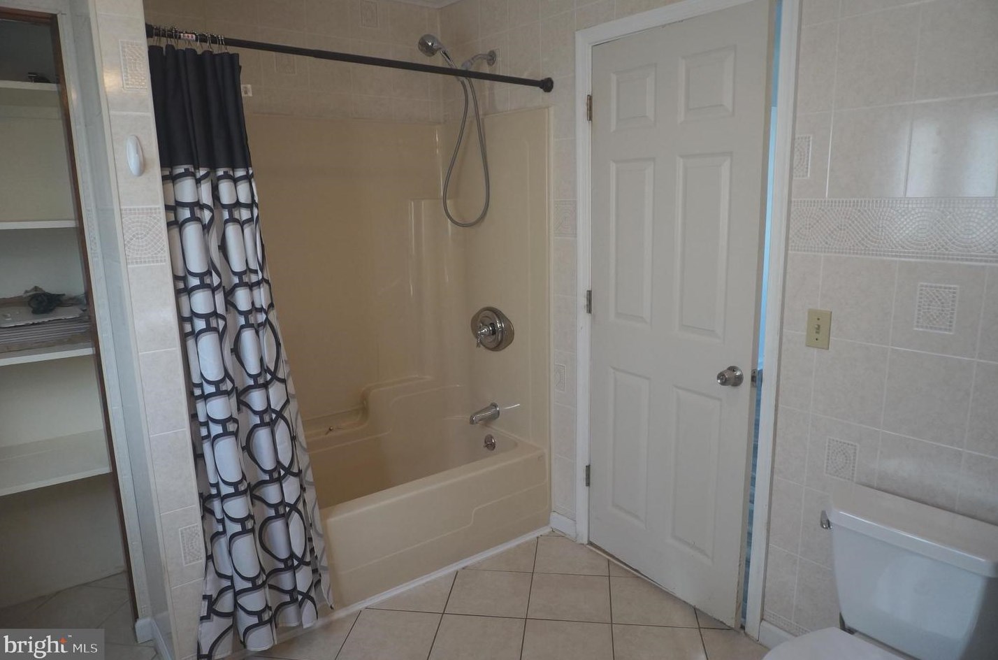 413 Virginia Ave, Baltimore MD  21221-5304 exterior