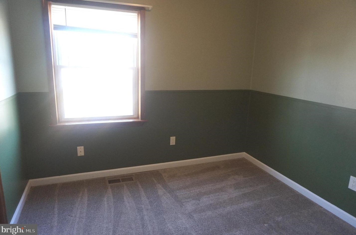 413 Virginia Ave, Baltimore MD  21221-5304 exterior