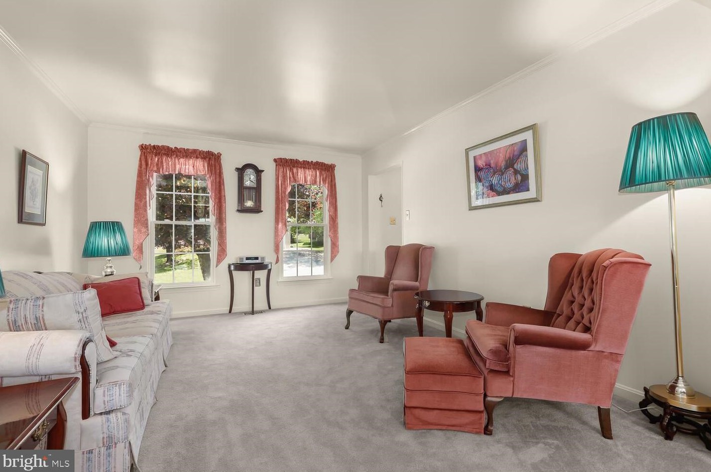 12 Nayborly Ct, Baltimore, MD 21228-4073