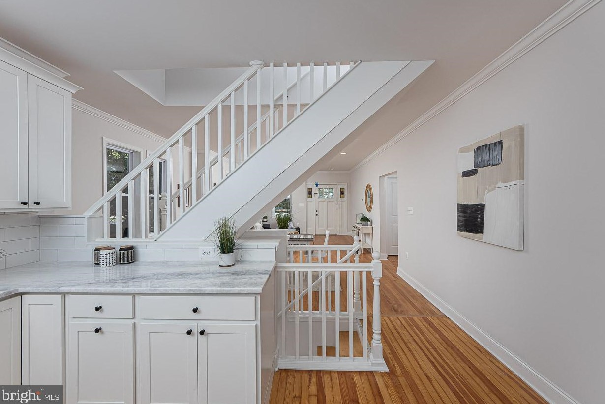 212 Riverside Dr, Baltimore MD  21221-6826 exterior