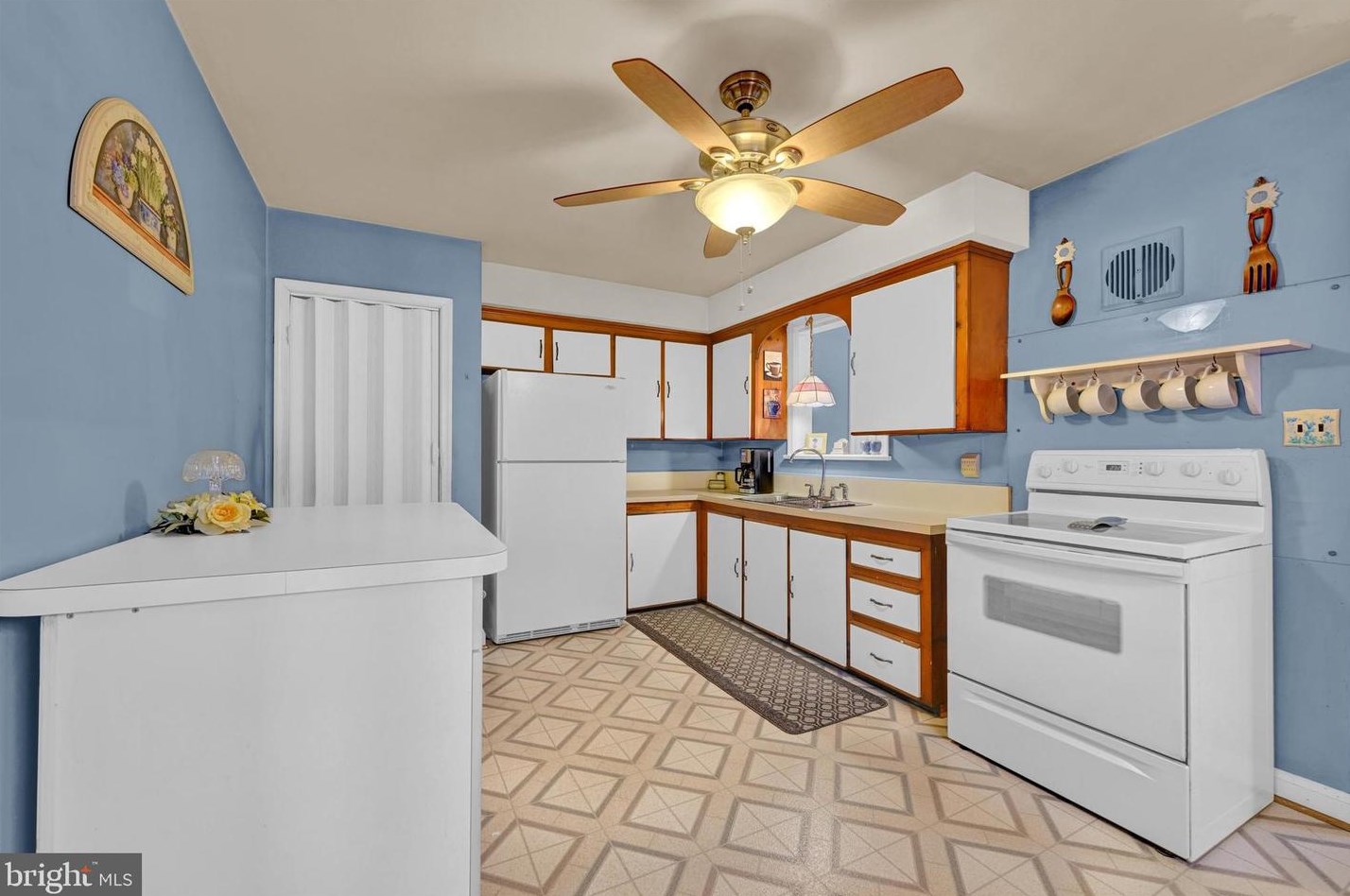 3514 Georgetown Rd, Baltimore MD  21227-1604 exterior