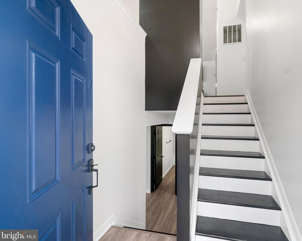 26 Six Point Ct, Baltimore, MD 21244-2073