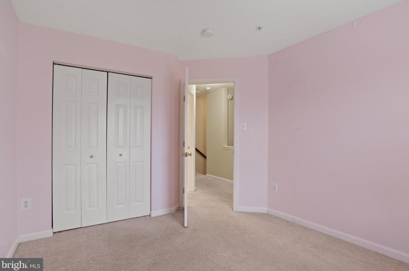 17 Caterham Ct, Baltimore MD  21237-5000 exterior