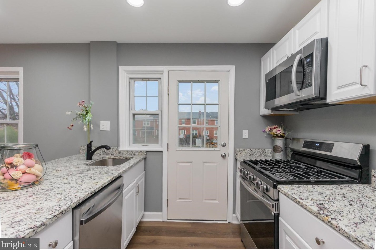 8130 Kirkwall Ct, Baltimore MD  21286-8321 exterior