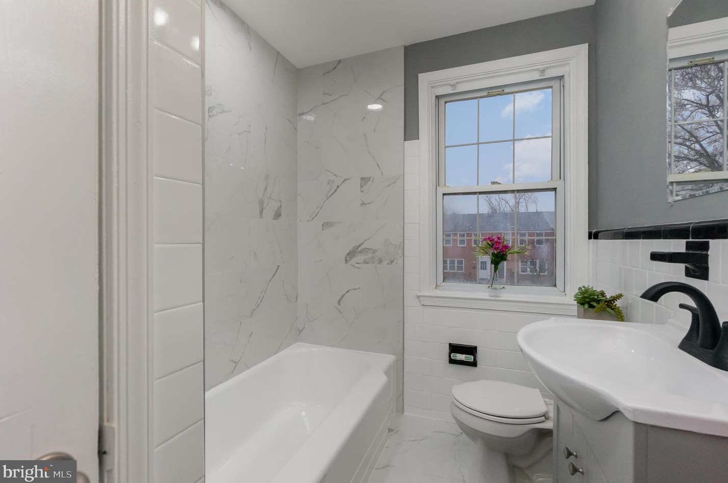 8130 Kirkwall Ct, Baltimore MD  21286-8321 exterior