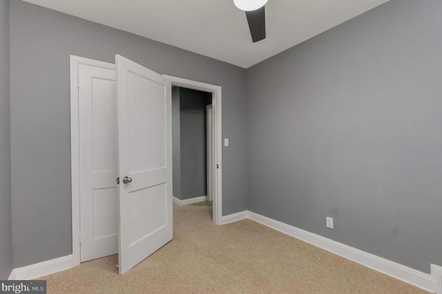 8130 Kirkwall Ct, Baltimore MD  21286-8321 exterior