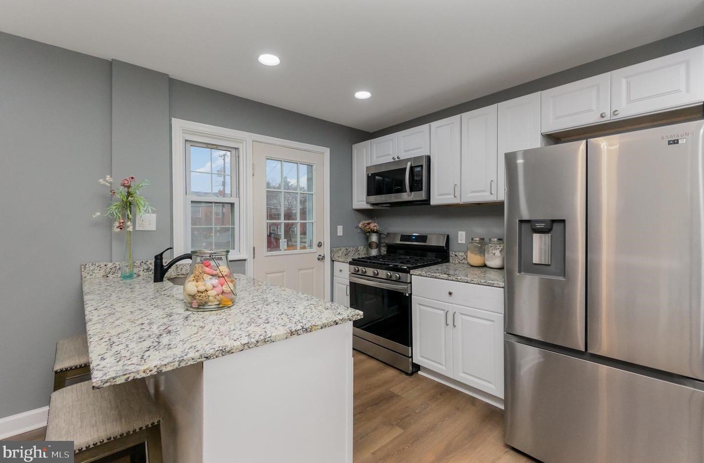 8130 Kirkwall Ct, Baltimore MD  21286-8321 exterior