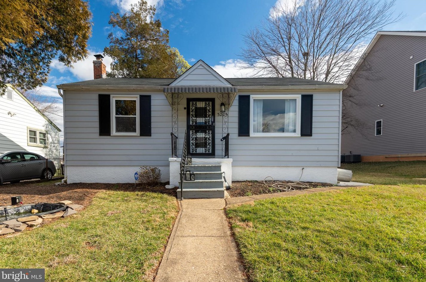 3205 Elizabeth Ave, Baltimore MD  21227-1805 exterior