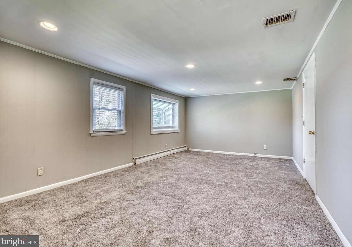 704 Providence Rd, Baltimore MD 21286-1562 exterior