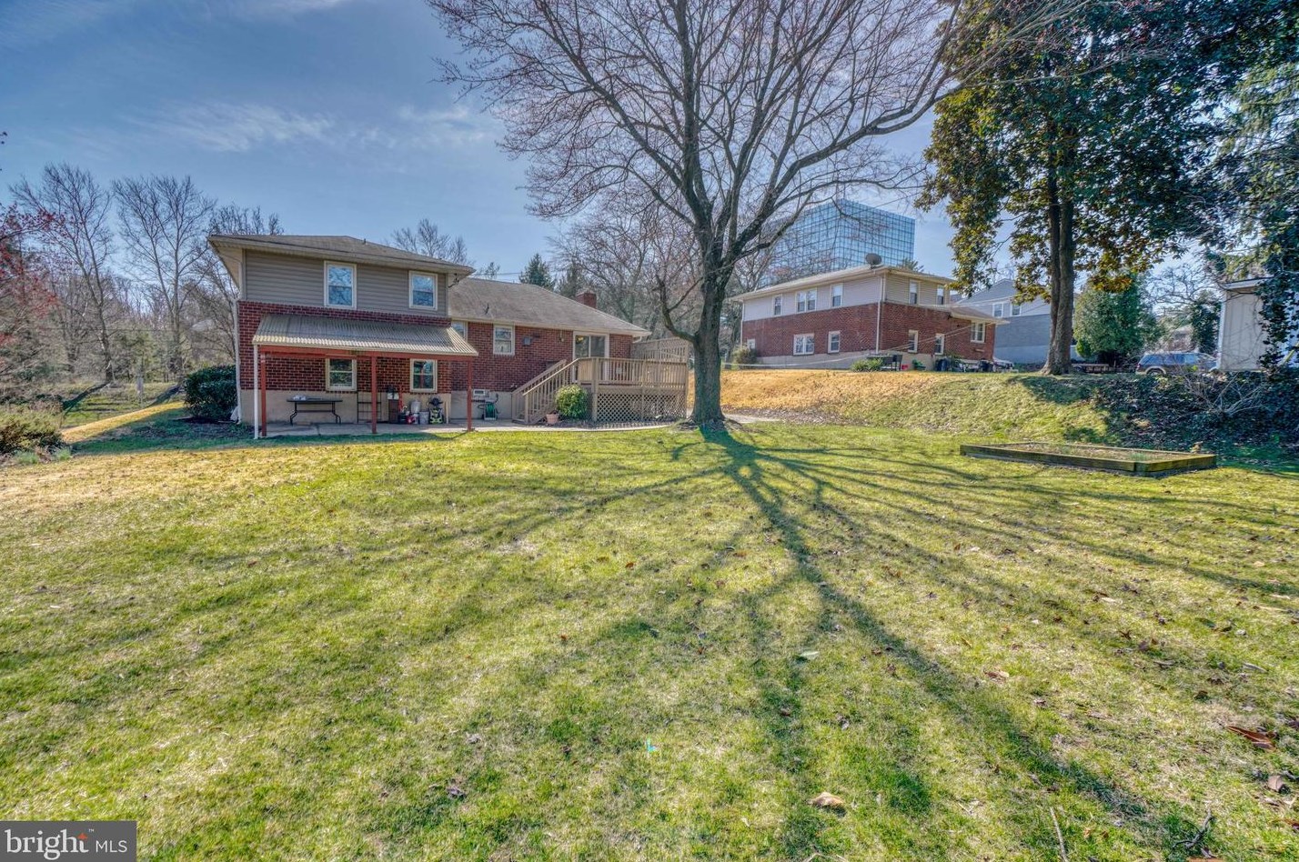 704 Providence Rd, Baltimore MD 21286-1562 exterior