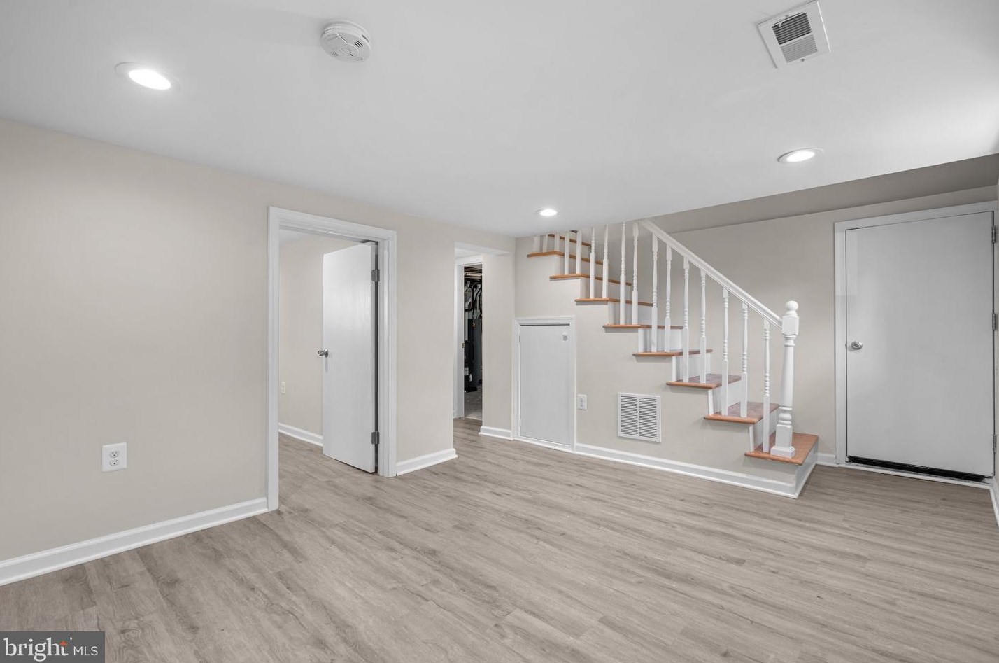 1324 Maple Ave, Baltimore MD  21221-6027 exterior