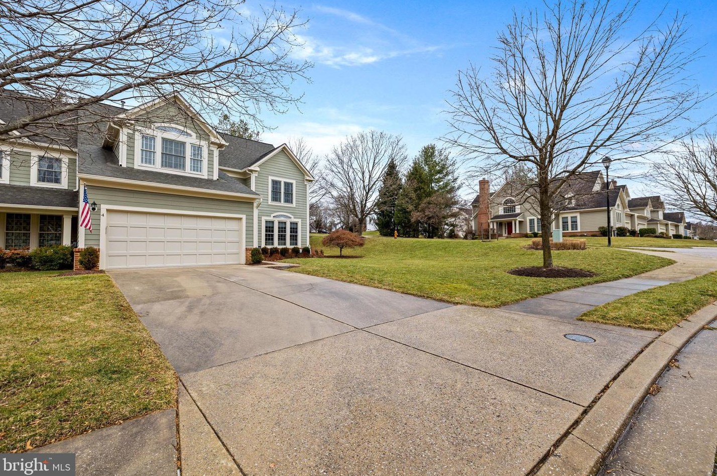 4 Old Granary Ct, Baltimore MD  21228-5358 exterior