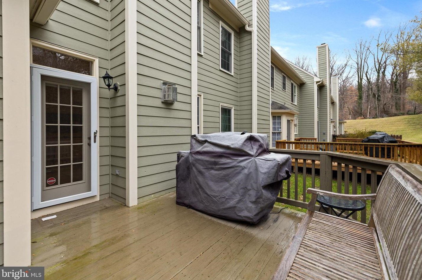 4 Old Granary Ct, Baltimore MD  21228-5358 exterior