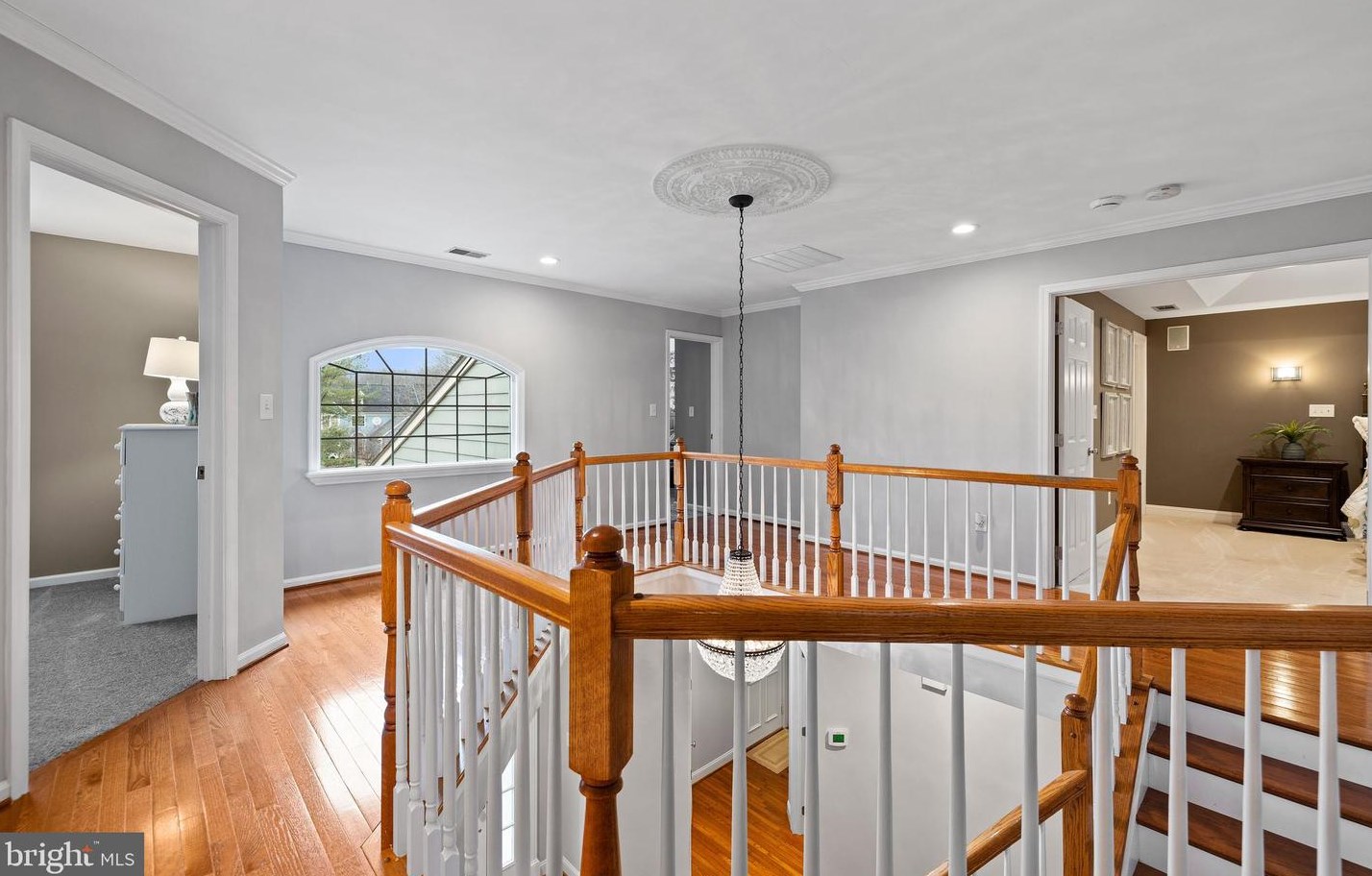 4 Old Granary Ct, Baltimore MD  21228-5358 exterior