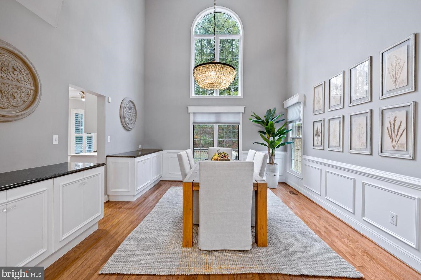 4 Old Granary Ct, Baltimore MD  21228-5358 exterior