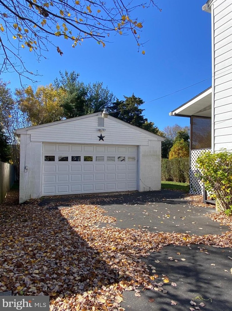 8708 Eddington Rd, Baltimore, MD 21234-3502