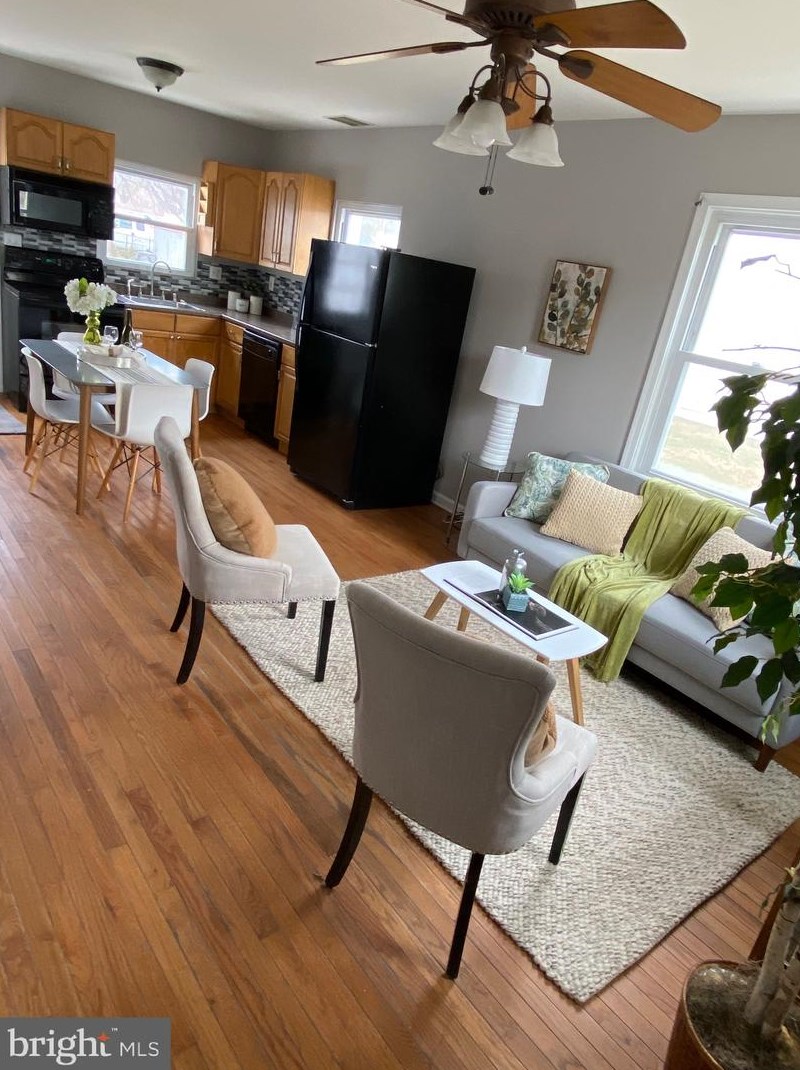 7726 Cove Rd, Baltimore MD  21219-1918 exterior