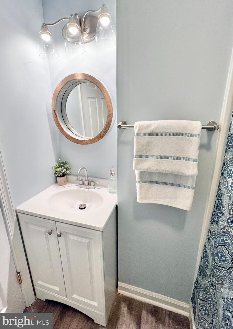 7726 Cove Rd, Baltimore MD  21219-1918 exterior