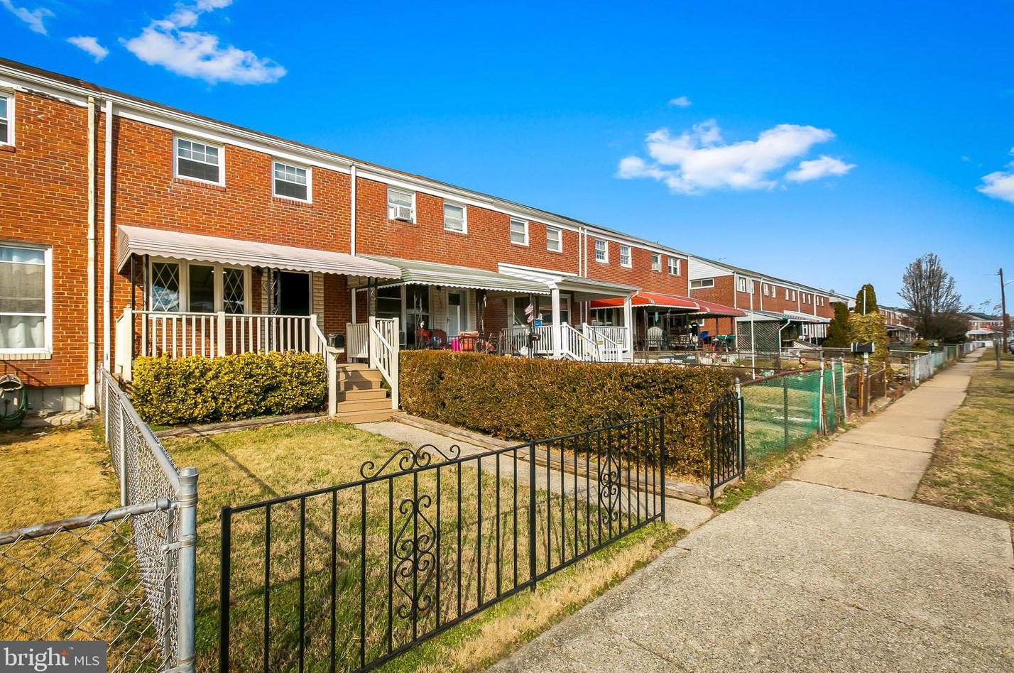 1962 Inverton Rd, Baltimore MD  21222-4755 exterior