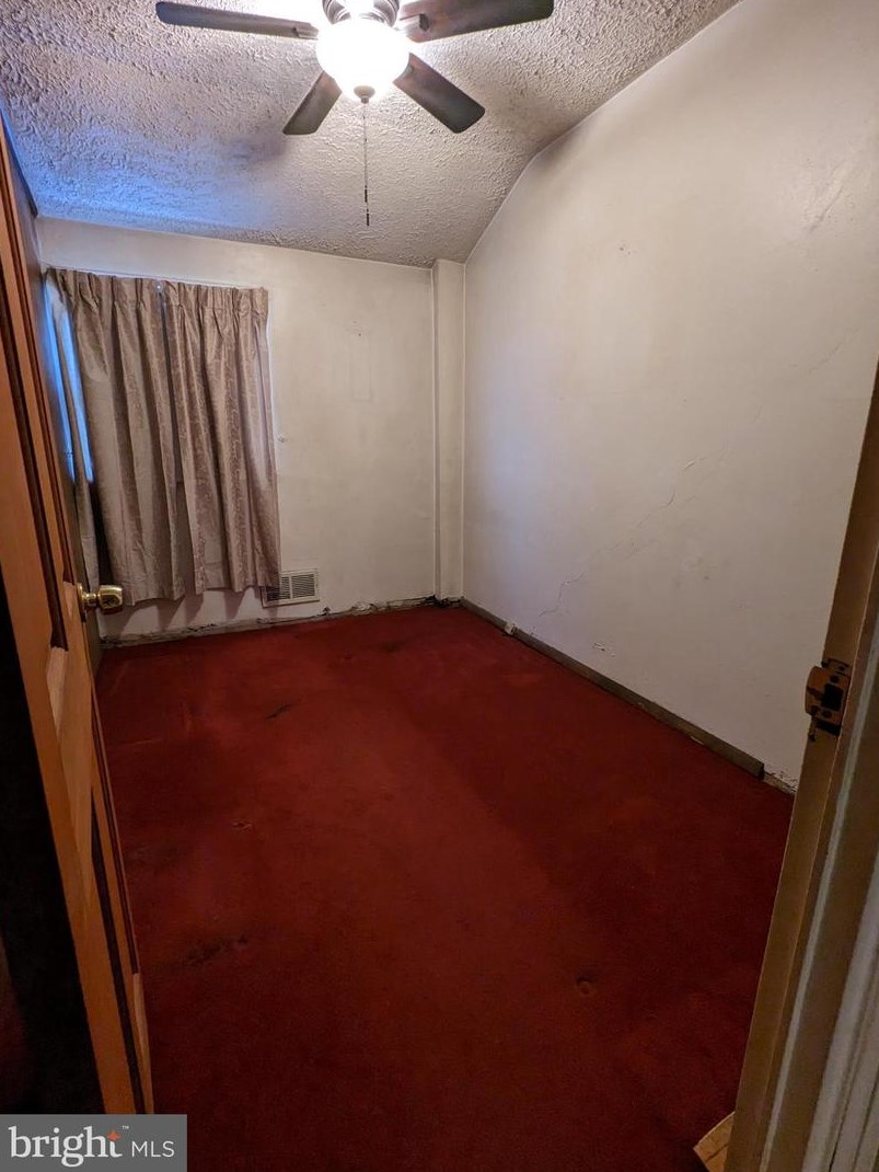 2782 Moorgate Rd, Baltimore MD  21222-4620 exterior