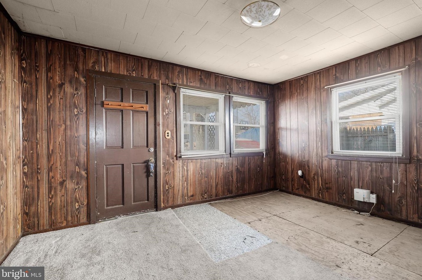 8 Blinker Ct, Baltimore, MD 21220-3412