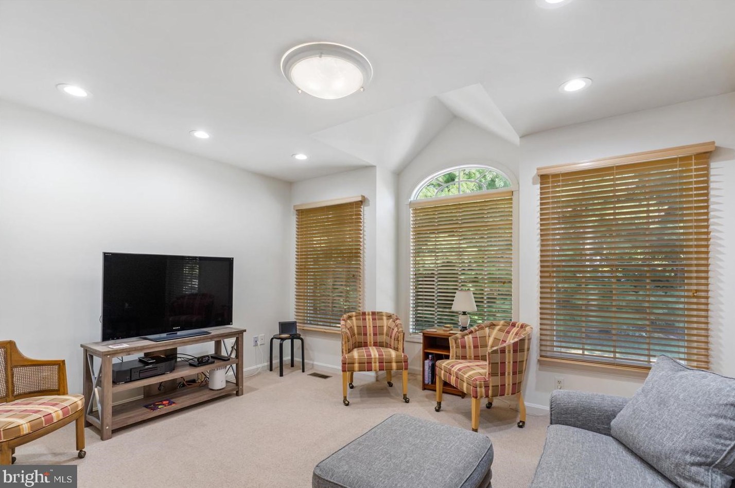11 Stone Gate Ct, Baltimore MD  21208-1031 exterior