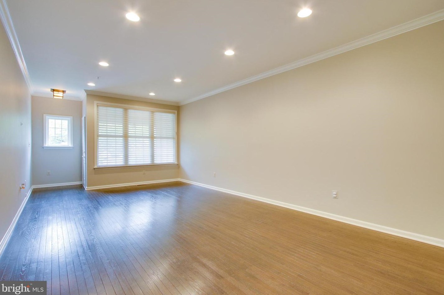8818 Howard Forest Ln, Baltimore, MD 21208