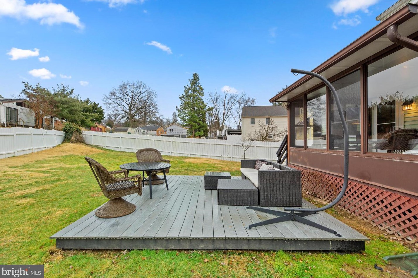 1513 Arbutus Ave, Baltimore MD  21227-4013 exterior