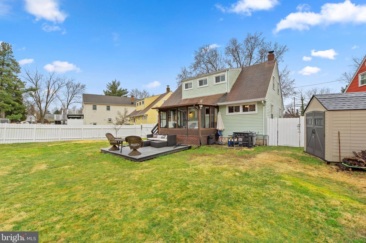 1513 Arbutus Ave, Baltimore MD  21227-4013 exterior