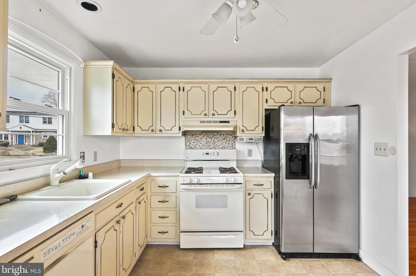 4110 Baker Ln, Baltimore MD  21236-1053 exterior