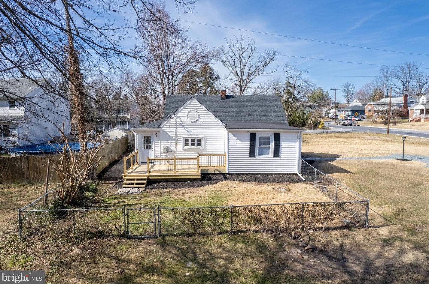 1517 Taylor Ave, Baltimore MD  21234-5240 exterior