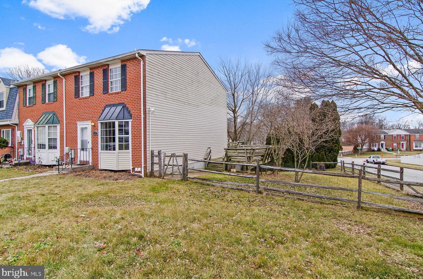 46 Pike Hall Pl, Baltimore, MD 21236-4743