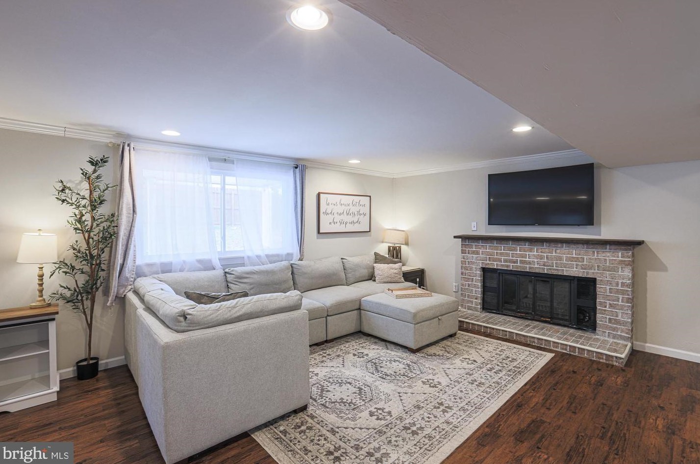 9311 Beowulf Cir, Baltimore MD  21237-4515 exterior