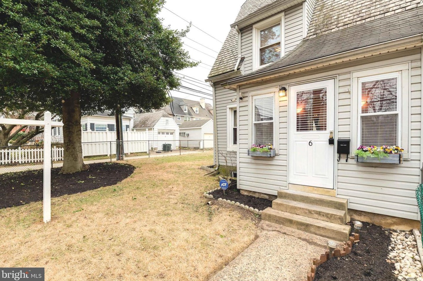 6 Admiral Blvd, Baltimore, MD 21222-4337