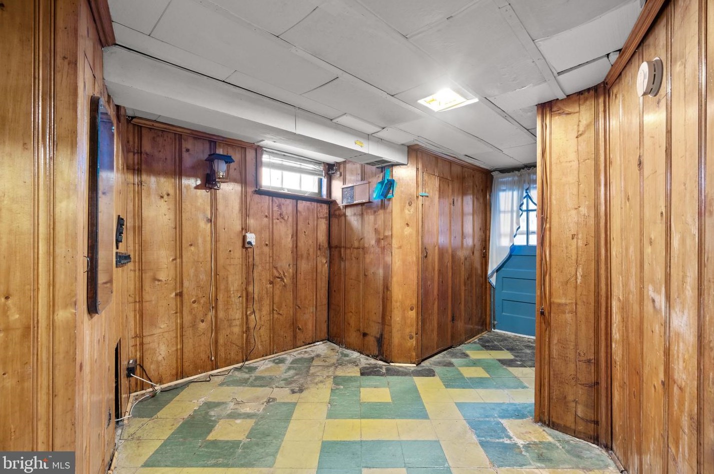 2812 Plainfield Rd, Baltimore MD  21222-2234 exterior