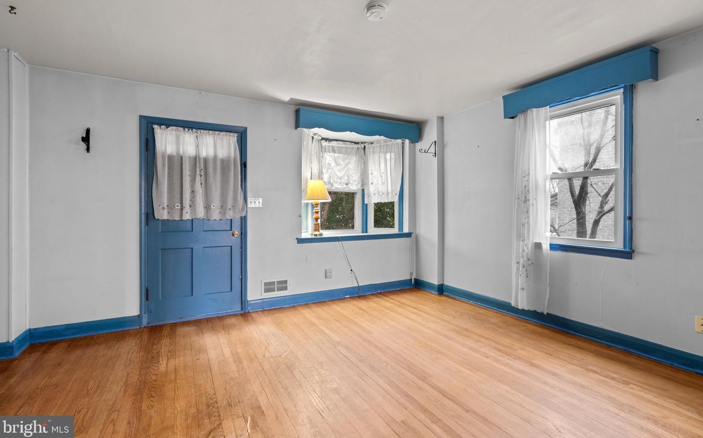 2812 Plainfield Rd, Baltimore MD  21222-2234 exterior