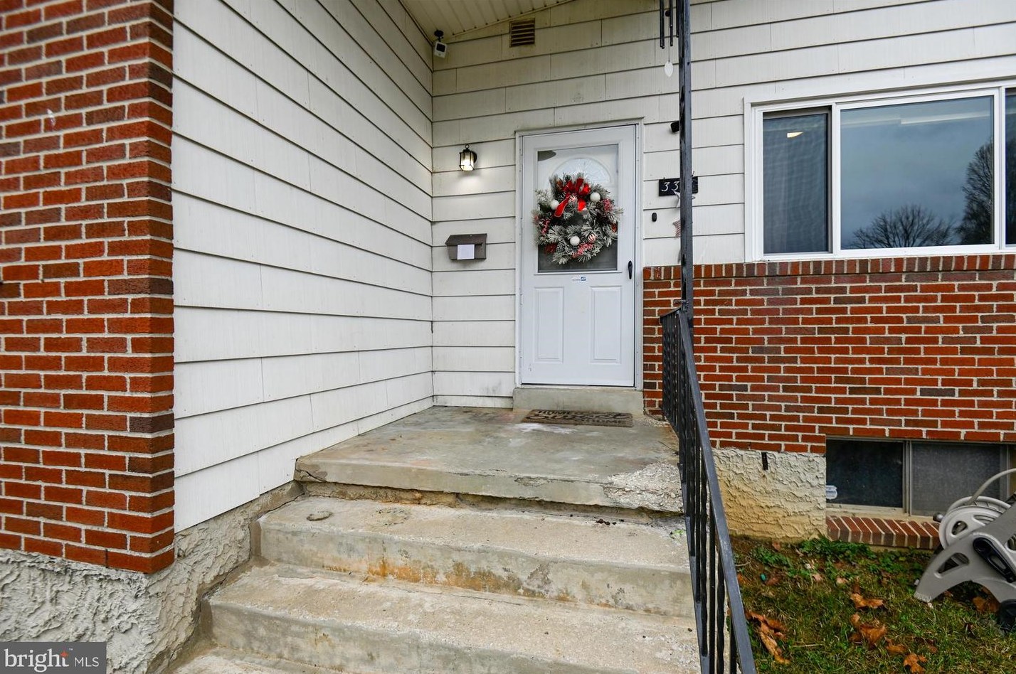 3316 Ben Valley Rd, Baltimore, MD 21244-2207