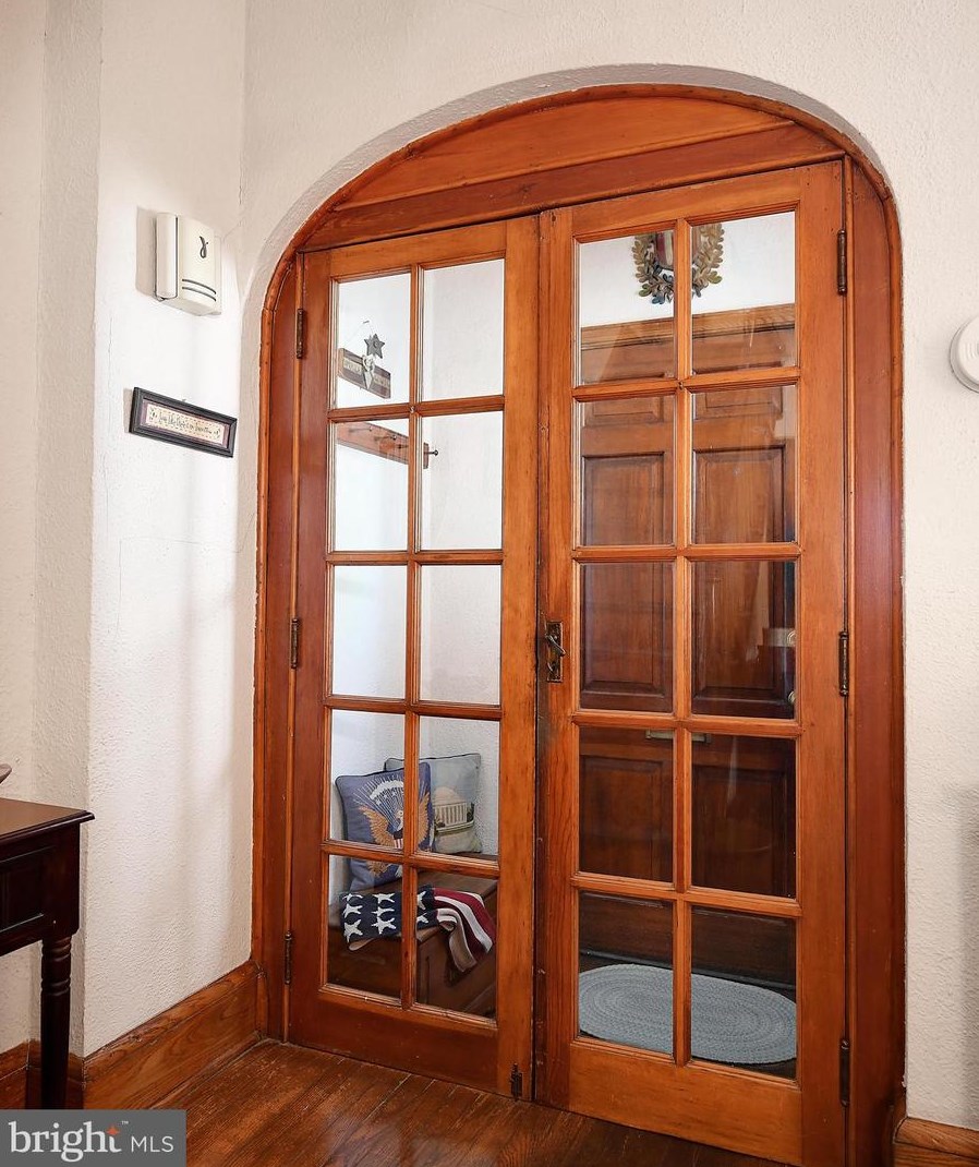 6909 Holabird Ave, Baltimore MD  21222-1748 exterior