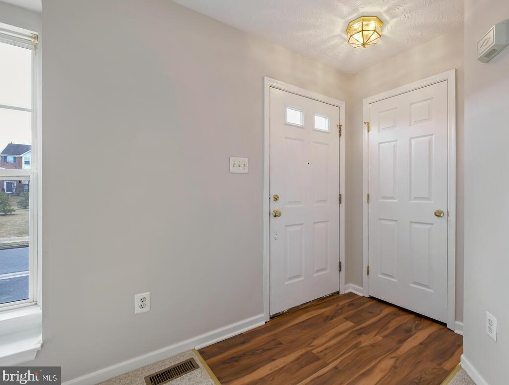 5032 Finsbury Rd, Baltimore MD  21237-5016 exterior