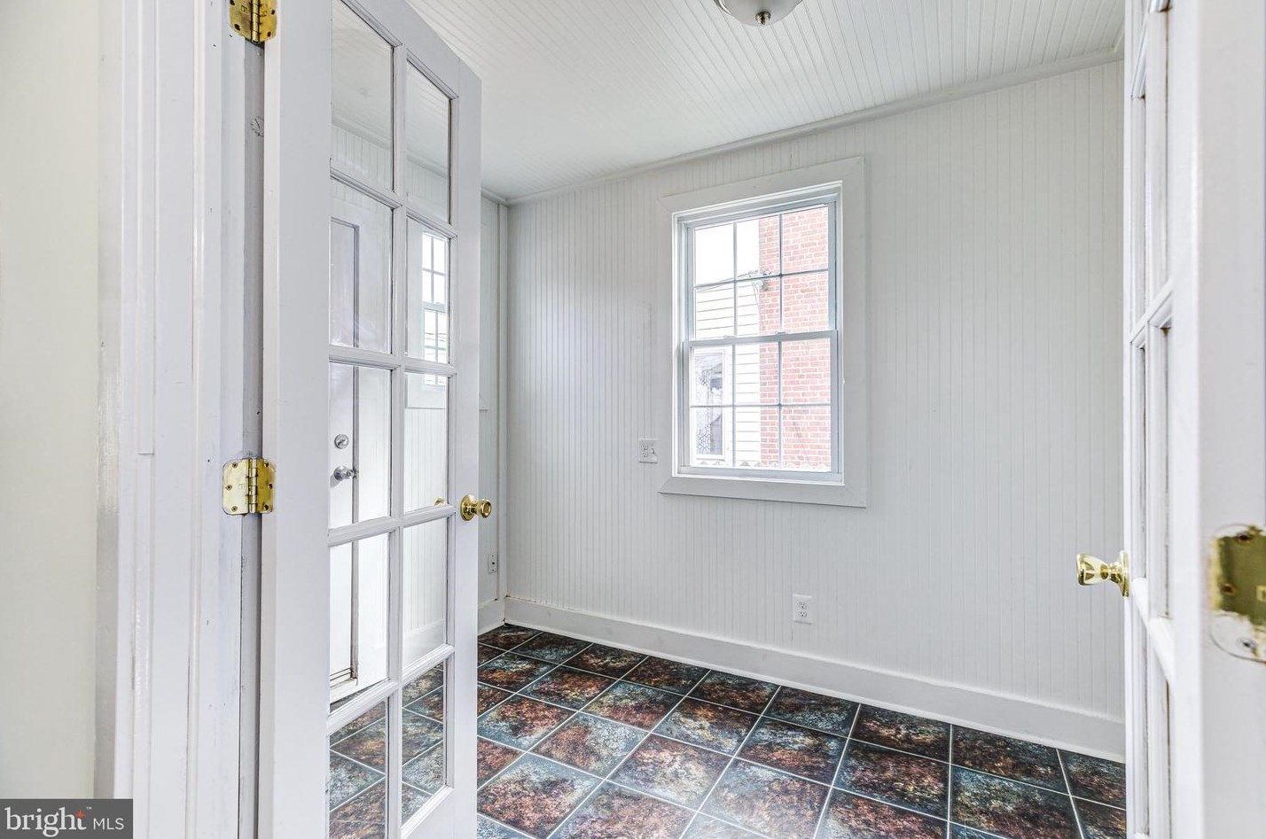 913 Elton Ave, Baltimore MD  21224-3320 exterior