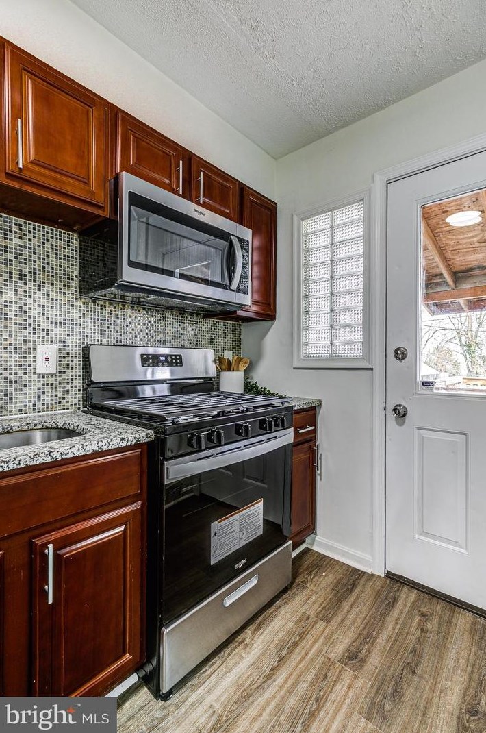 913 Elton Ave, Baltimore MD  21224-3320 exterior