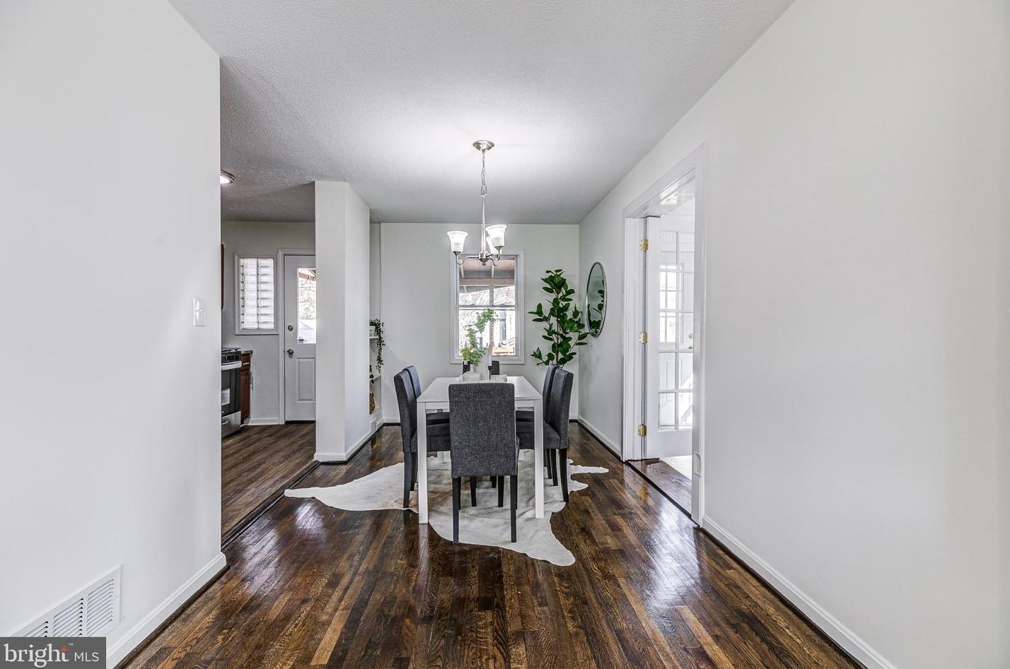 913 Elton Ave, Baltimore MD  21224-3320 exterior